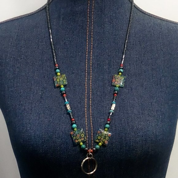 Hand Crafted Beaded Badge Eye Glass Essential Oil Diffuser Holder Necklace - Picture 1 of 5